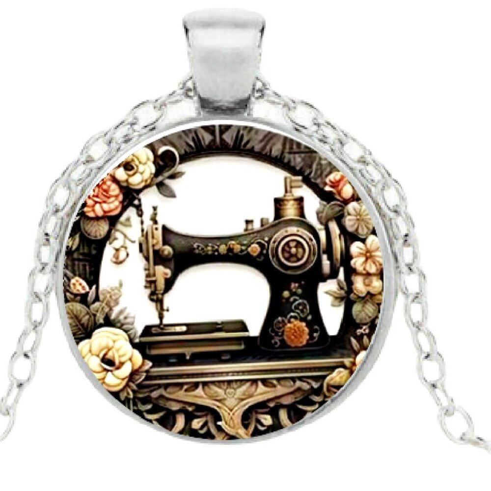 Sewing Machine Pendant Necklace Vintage Look Seamstress Sewing With Gift Box